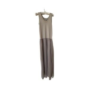 Brunello Cucinelli Elegant Sleeveless Aubergine Dress.